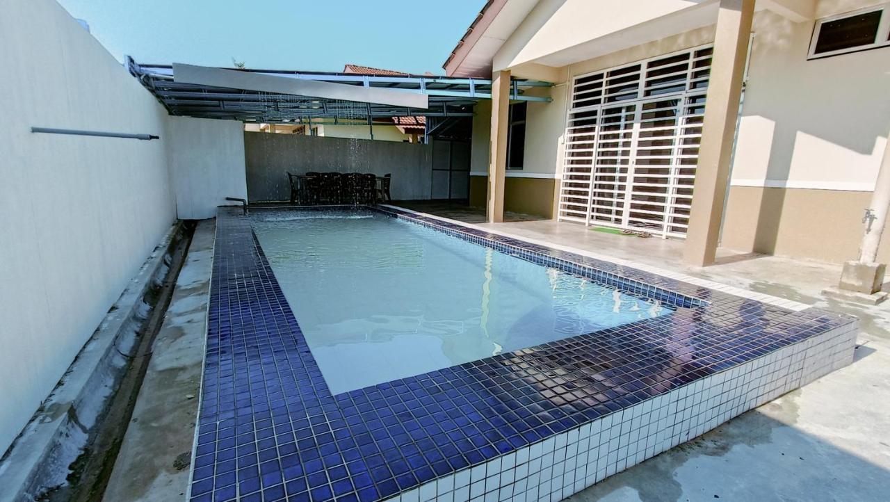Maisarah Homestay Canglun Luaran gambar